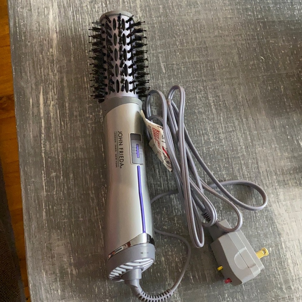 John Frieda round hair dryer